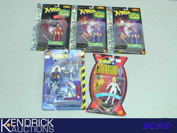 lot 4 image: 5 New in the Package XMen Action Figures