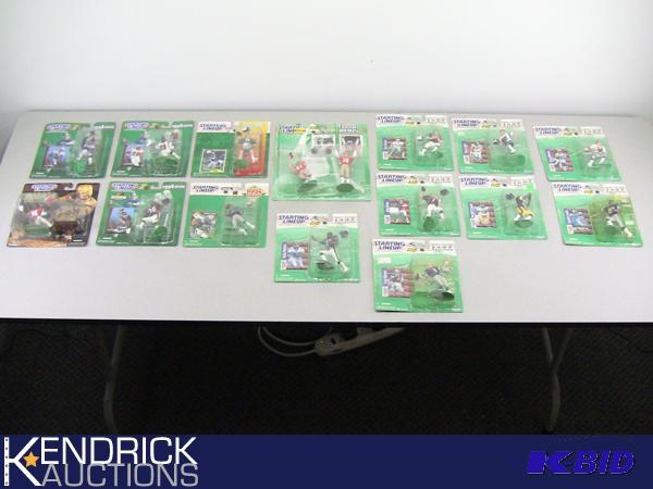 lot 41 image: 15 New in the Package Starting Lineup NFL Action Figures