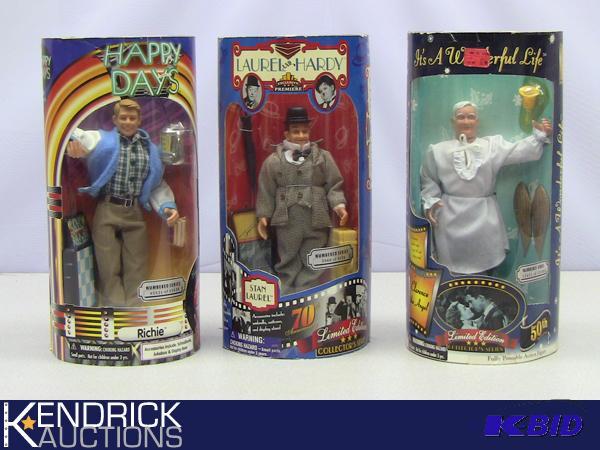 lot 9 image: New in the Box Vintage TV, and Movie Dolls