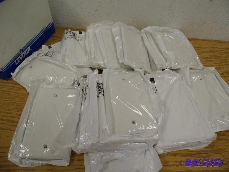 24 Blank White Wall Plates