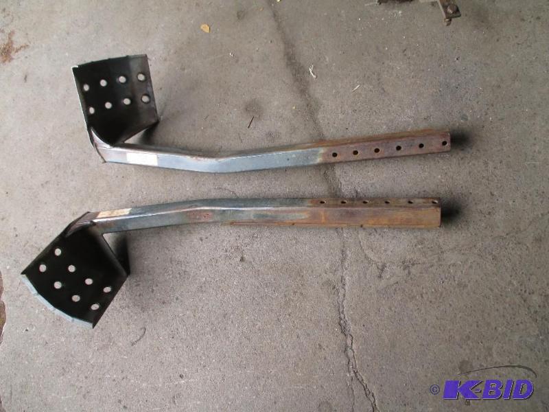 Tow ruck wheel lift bars