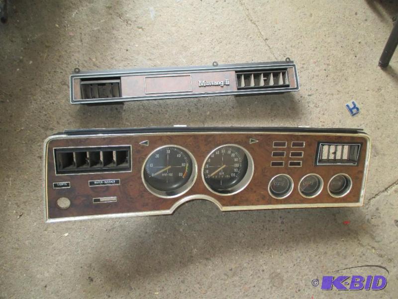 Mustang II Gauge Cluster