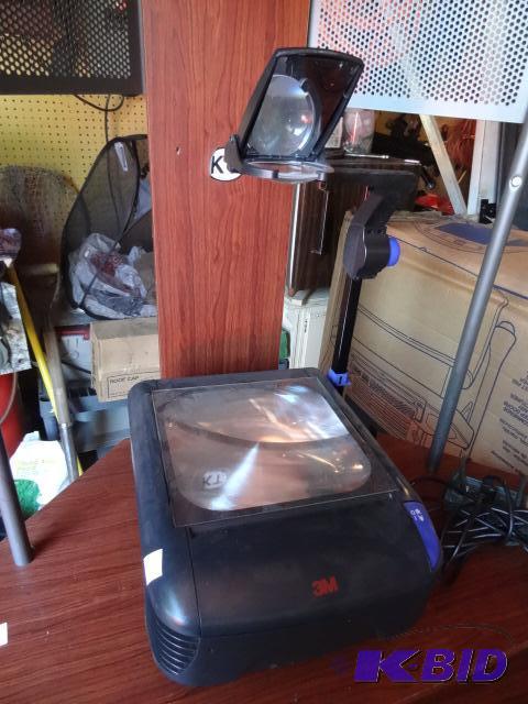 lot 10 image: 3M Overhead Projector, Needs Bulb...