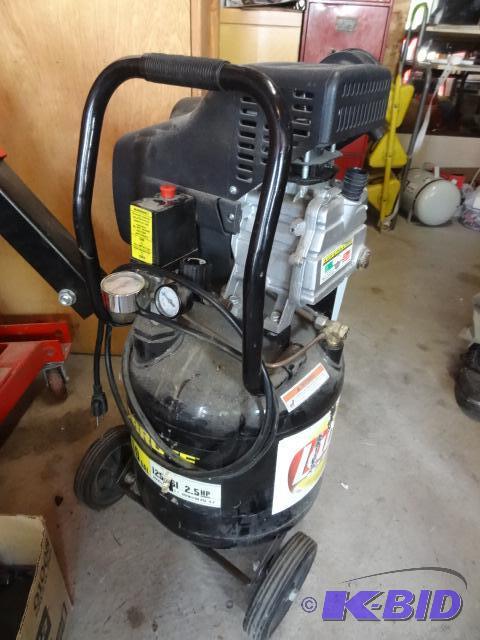lot 125 image: Brute 10 Gal. Air Compressor. Works. Needs Ne...