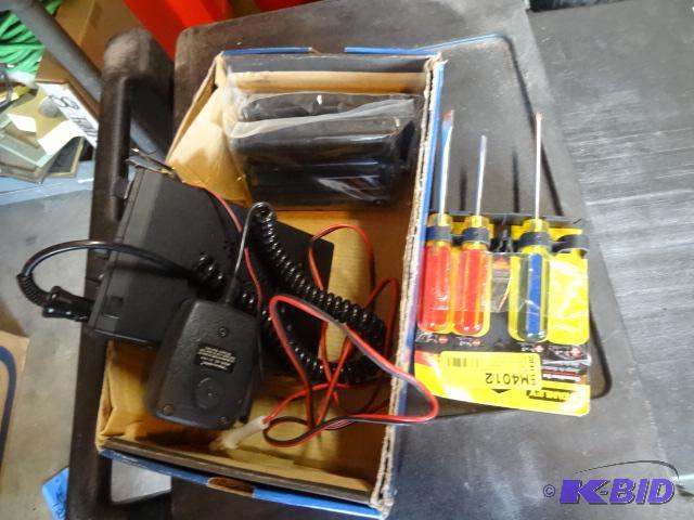 lot 129 image: Realistic TRL-479CB. Stanley Screwdrivers...