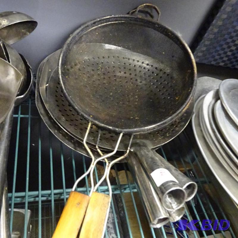 lot 100 image: Dipping strainers...