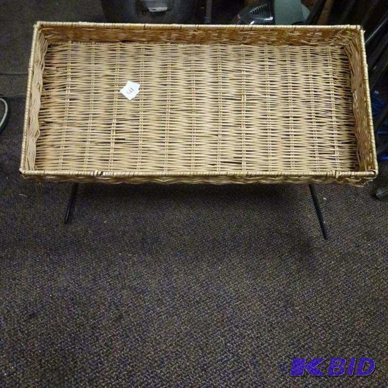 lot 173 image: Counter top retail display...
