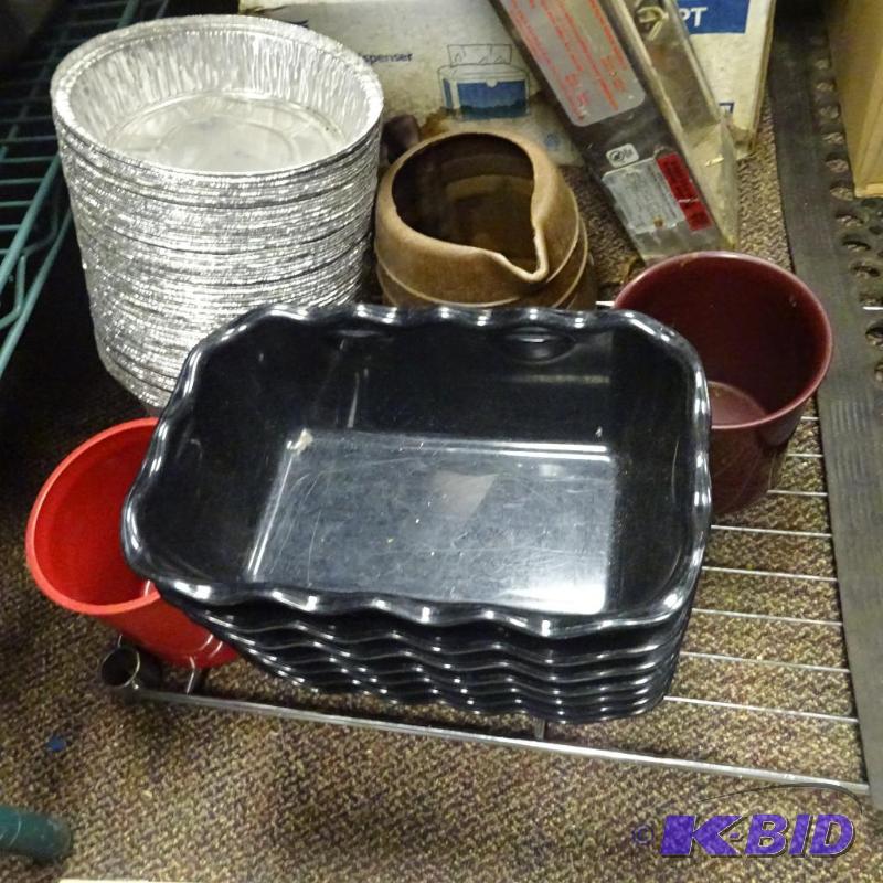 lot 190 image: Plastic pitchers. Aluminum 2 go pans. Plastic...
