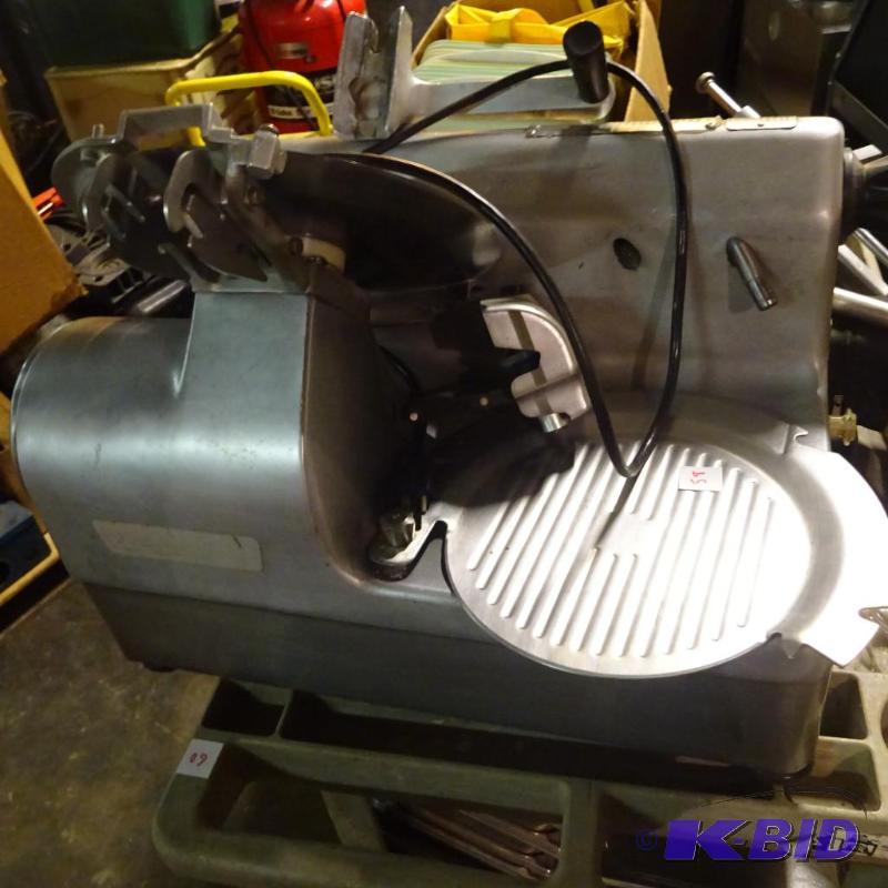 lot 58 image: Hobart slicer. 110 volt. Model 1712E. Current...