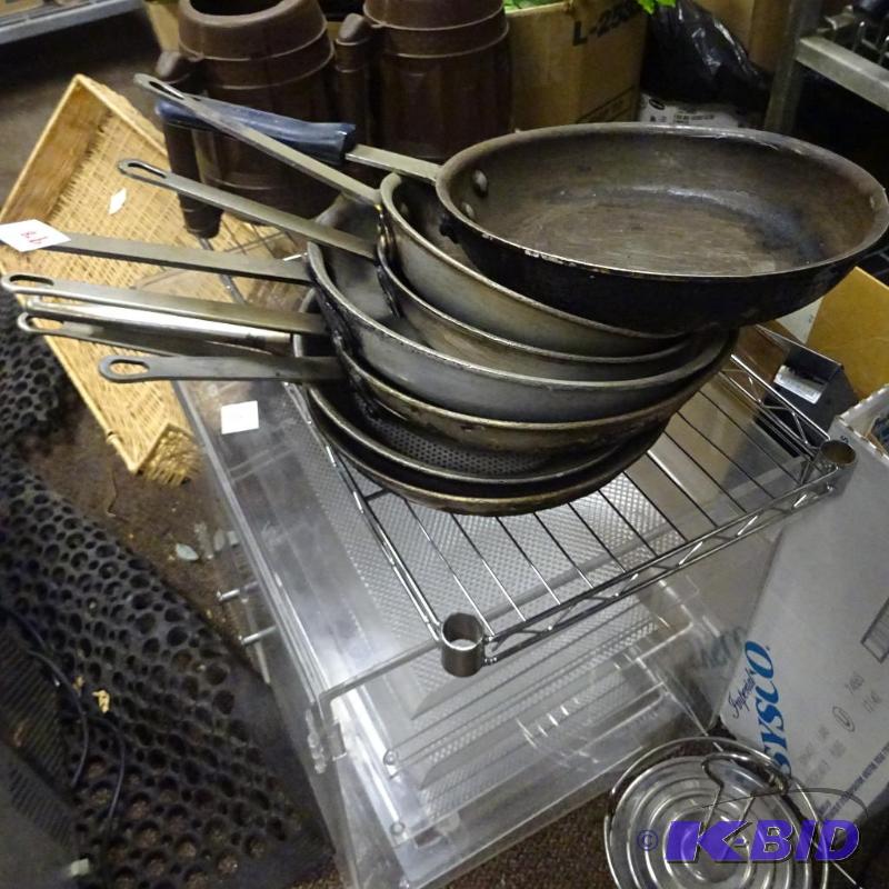 lot 98 image: 8 sautee pans...