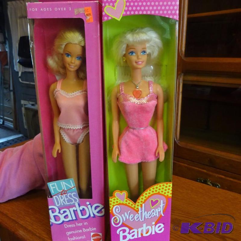 lot 101 image: Fun and dress and sweet heart barbie...