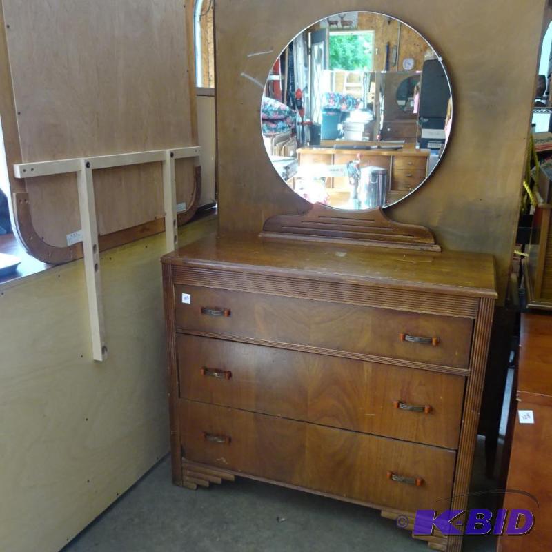 lot 133 image: Vintage wood dresser. 3 drawer. 40x17x64. att...