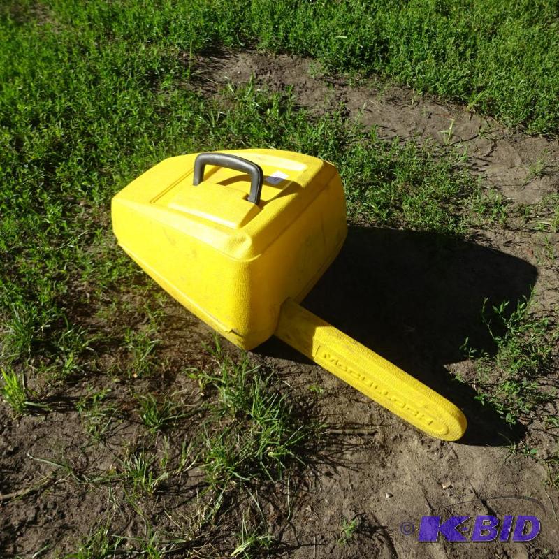 lot 14 image: McCulloch chainsaw case...