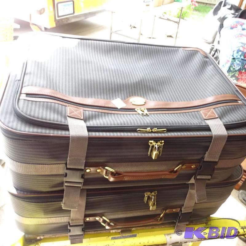 lot 157 image: 2 suit cases...