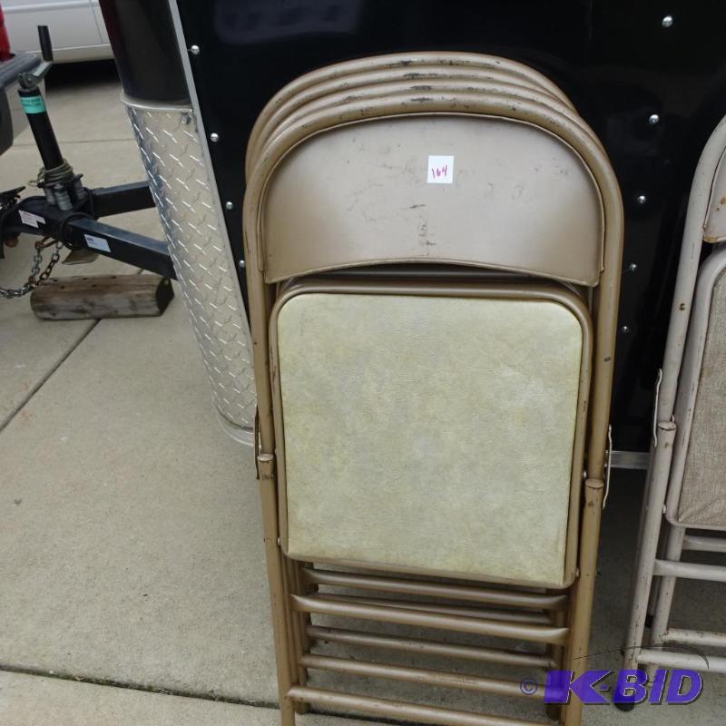 lot 164 image: 4 matching metal folding chairs...