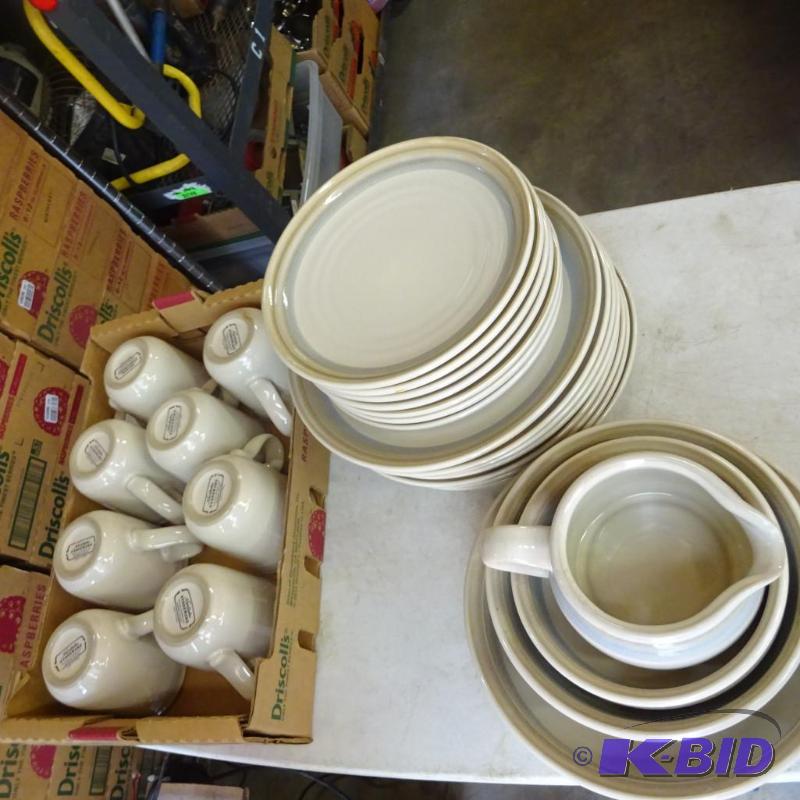 lot 188 image: Noritake stone ware dishes 8 large plates. 7 ...