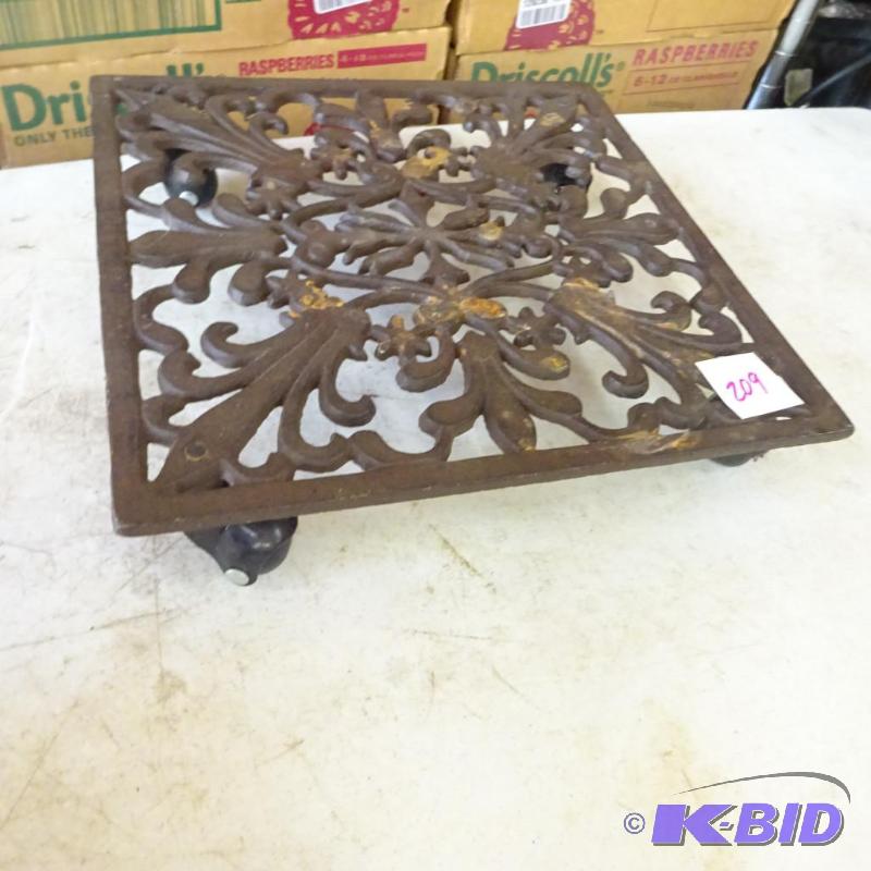 lot 209 image: plant stand riser. Cast iron. 10x10...