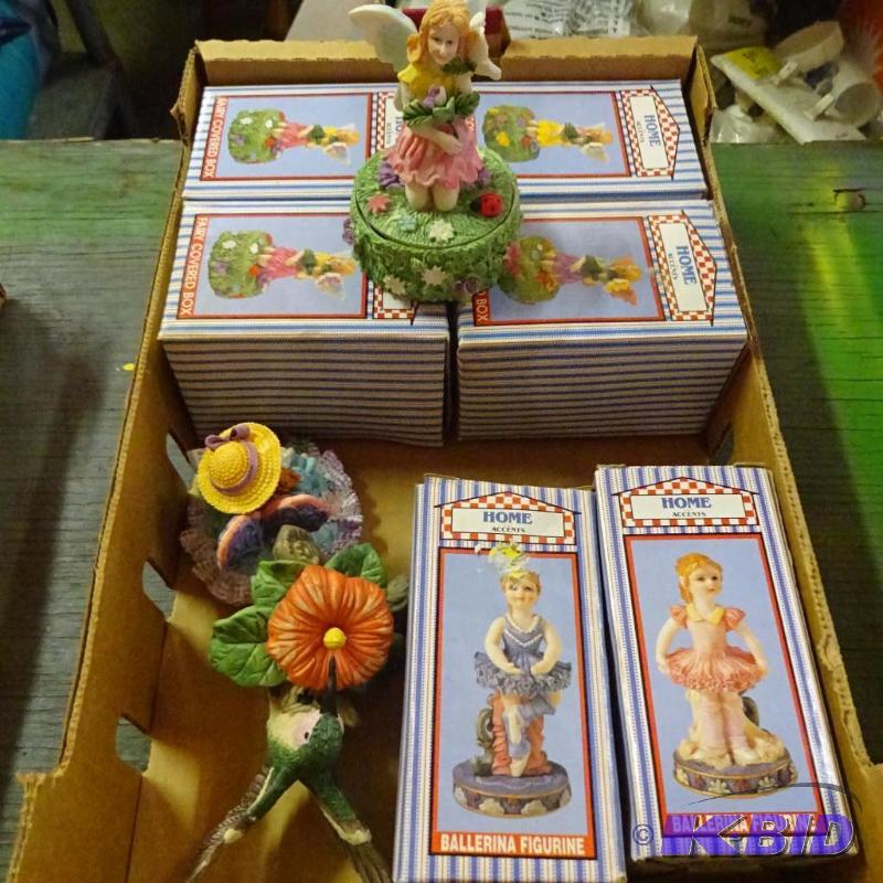 lot 254 image: Home accent figurines. Qty. 8...