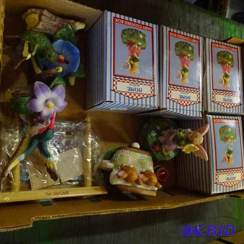 lot 255 image: Home accent figurines. Qty. 5...