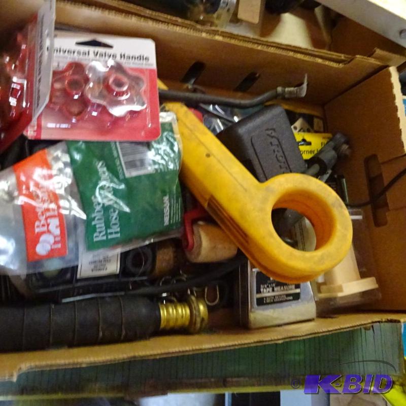 lot 265 image: Plumbing supplies . Misc hardware...
