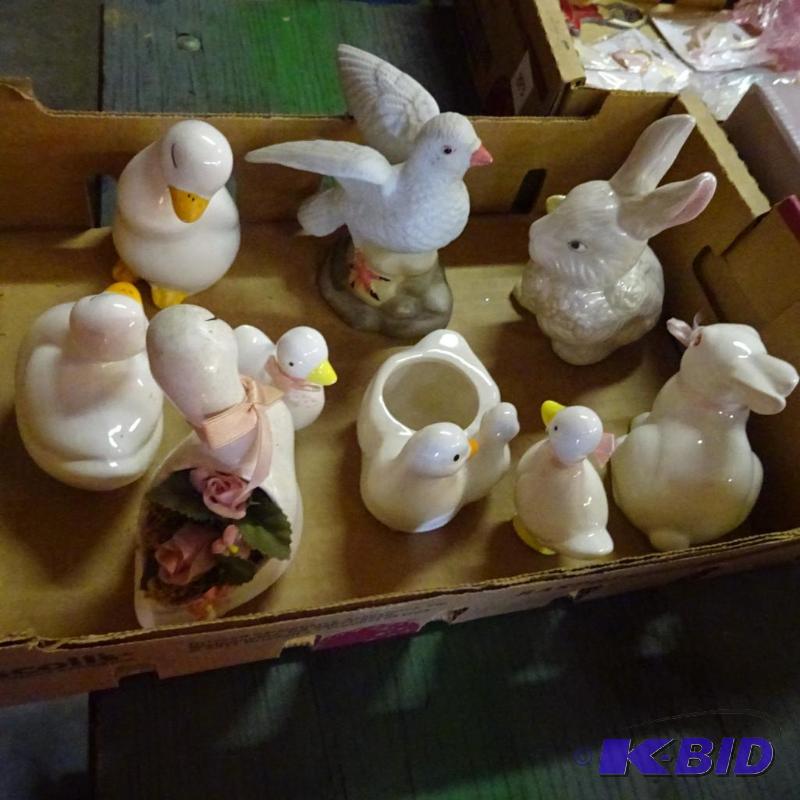 lot 292 image: misc animal figurines...