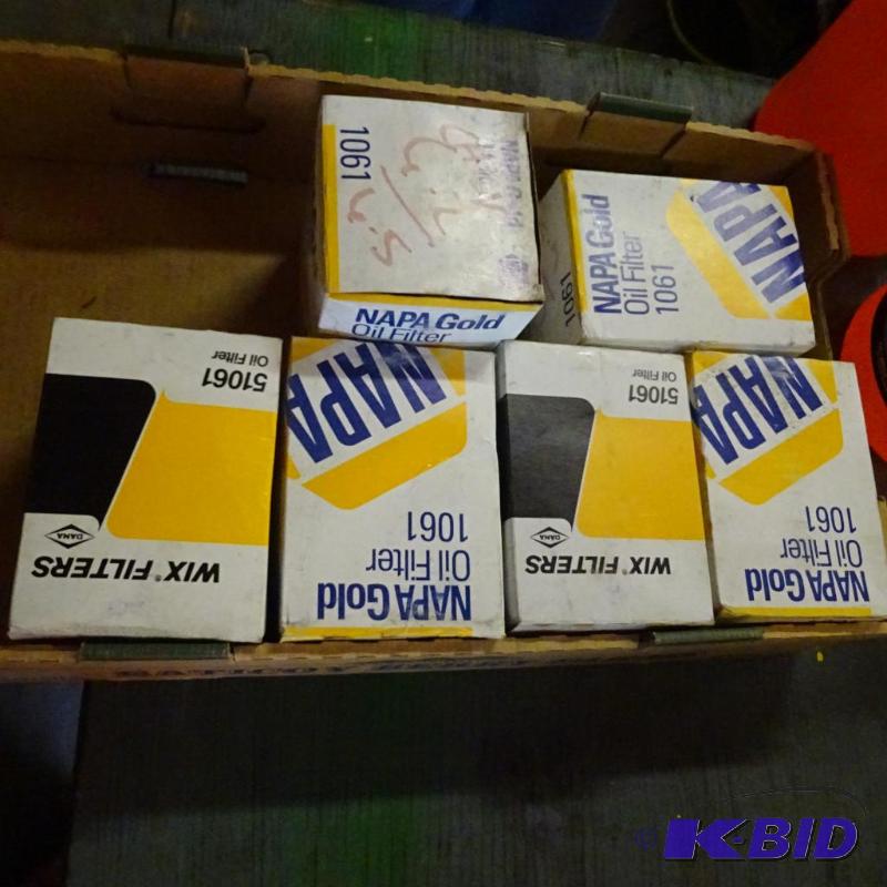 lot 316 image: 1061 oil filters Qty. 6...