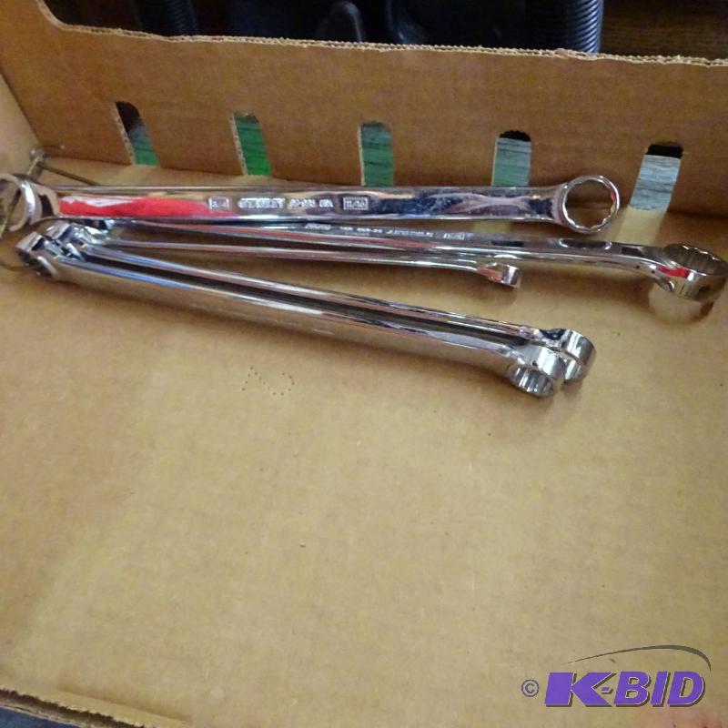 lot 354 image: 5 stanely double sided wrenches...