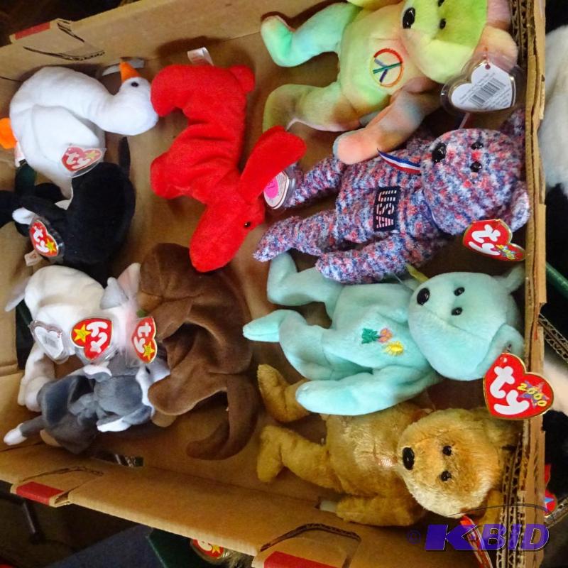 lot 392 image: 10 beanie babies...