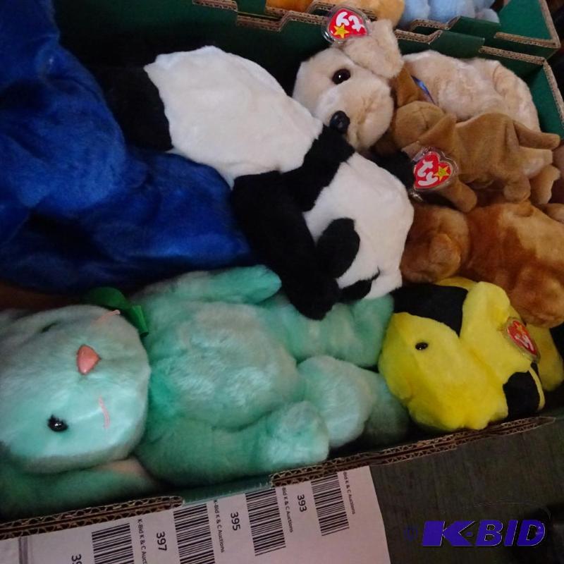 lot 393 image: 6 beanie buddies...