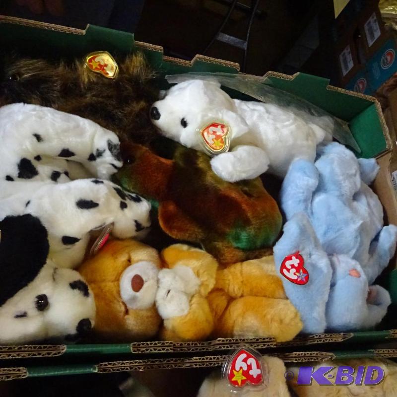 lot 394 image: 6 beanie buddies...