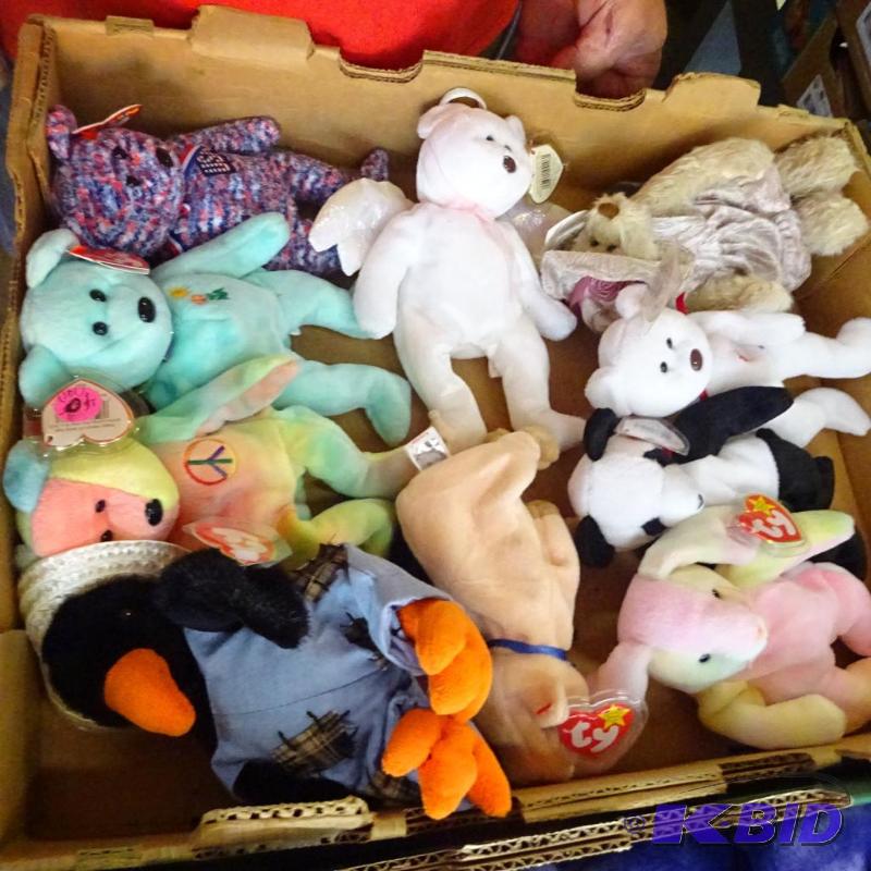 lot 396 image: 10 beanie babies...