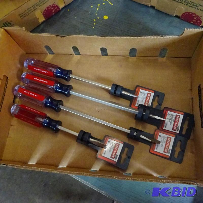 lot 414 image: 4 brand new craftsman screwdrivers...