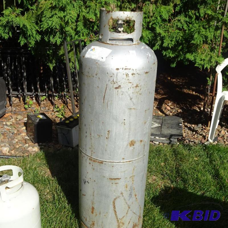 lot 42 image: 100 lb LP tank...