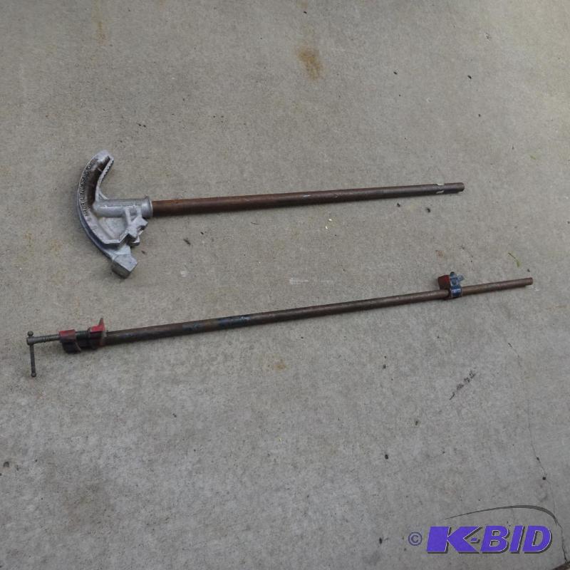 lot 431 image: 34 pipe bender and pipe clamp...