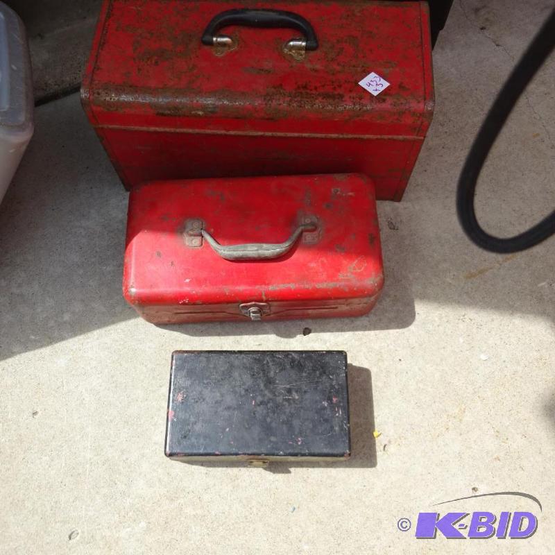 lot 433 image: 3 tool boxes...