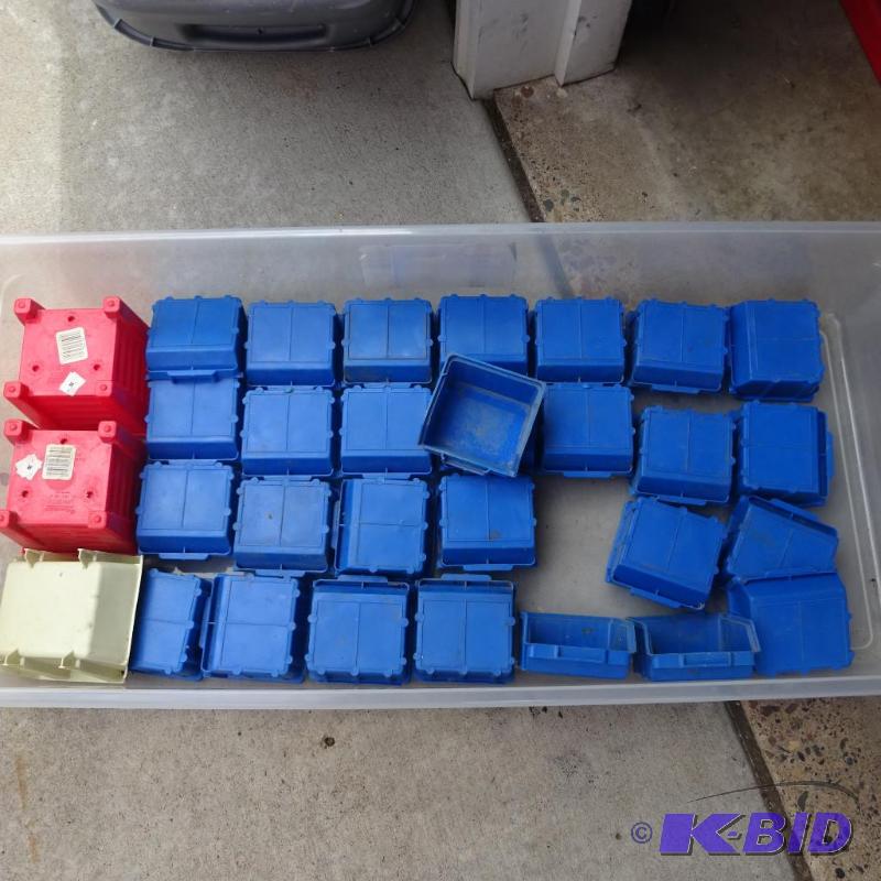 lot 443 image: 29 hardware bins...