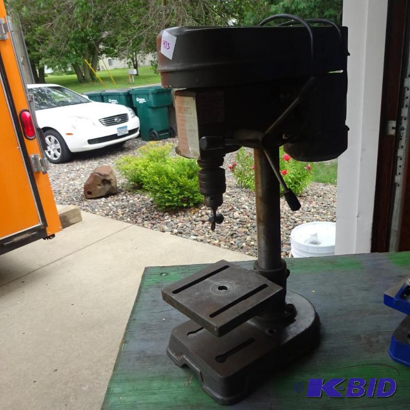 lot 473 image: 5 speed drill press. Works...