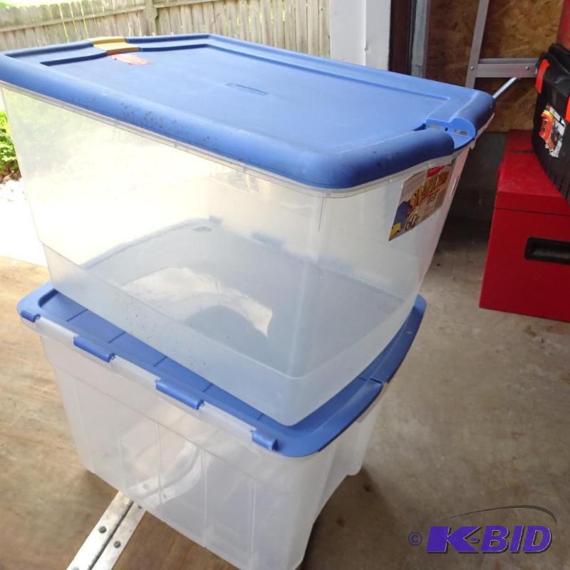 lot 489 image: 60 ct storage tote Qty 2...