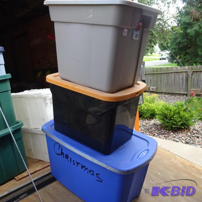 lot 493 image: 3 different sized storage totes...