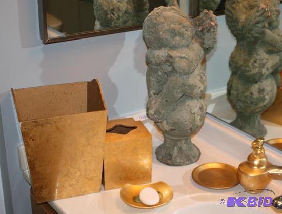 lot 100 image: Matching set of Bathroom accessories, trash c...