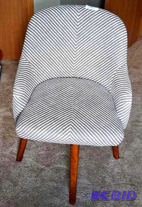 lot 140 image: Very nice Saddle office chair, stripe, gray w...