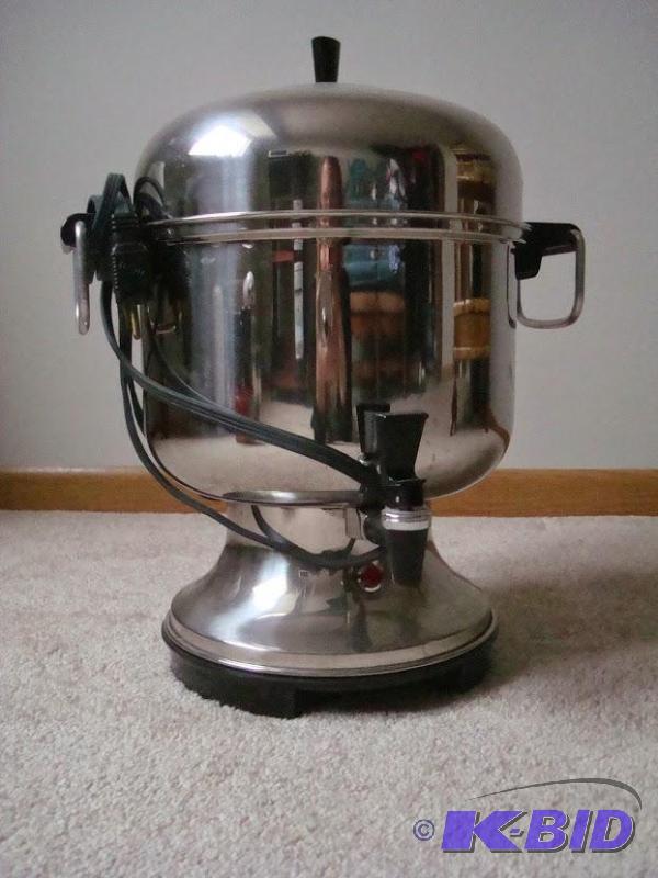 lot 181 image: Beautiful&nbspChrome&nbspCoffee Server...
