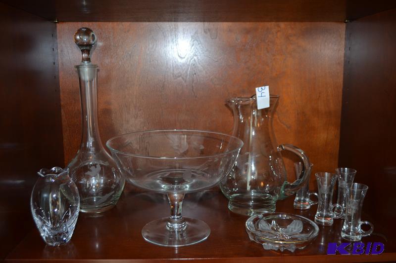 lot 34 image: Lot of Beautiful Crystal pieces Princess Hous...