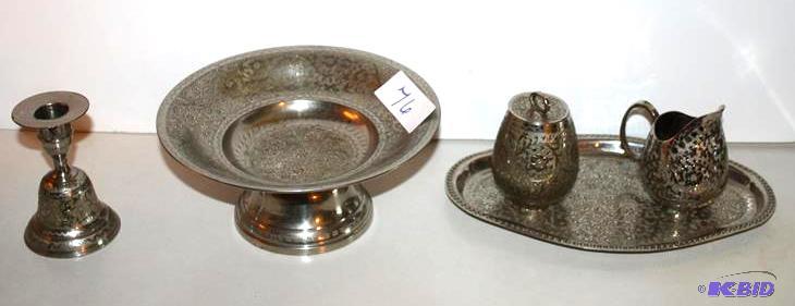 lot 76 image: Set of vintage brass ZY India World Gift   Br...