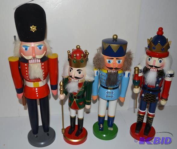 lot 86 image: 4 colorful nutcrackers, working condition. So...