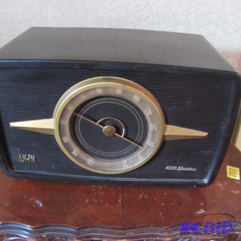 RCA Table Radio
