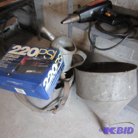 Mop Bucket, Funnel