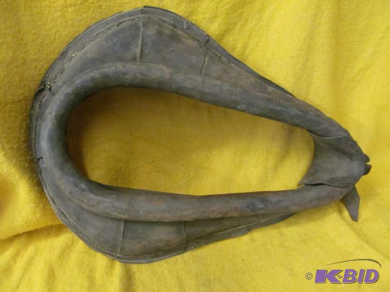 Horse collar