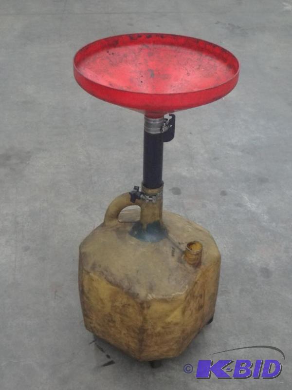 Rolling Fluid Drain Resevoir...