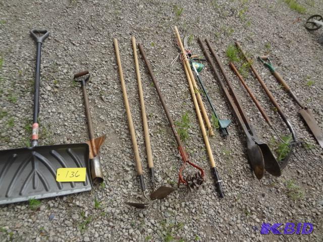 lot 136 image: Pole Saw and Garden Tools...